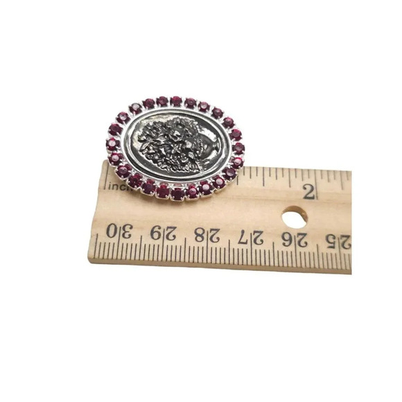 Ruby Red Rhinestones Embossed Rose Floral Brooch Pin Silver Tone Vintage - Picture 5 of 5